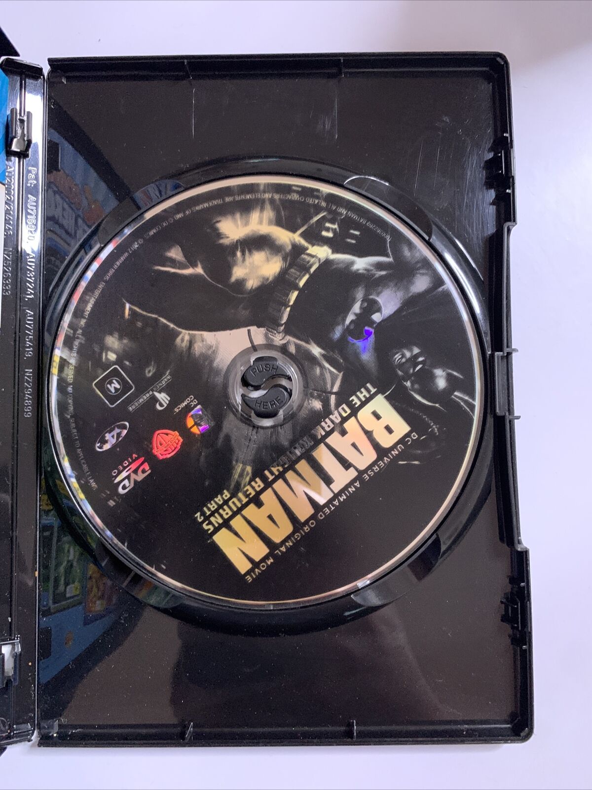 Batman - Dark Knight Returns : Part 2 (DVD, 2012) Region 4