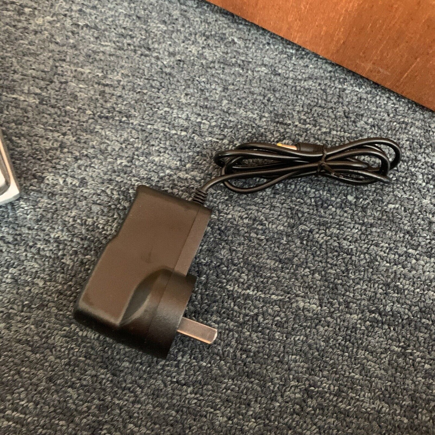 LG Portable 7" DVD Player DP9911P