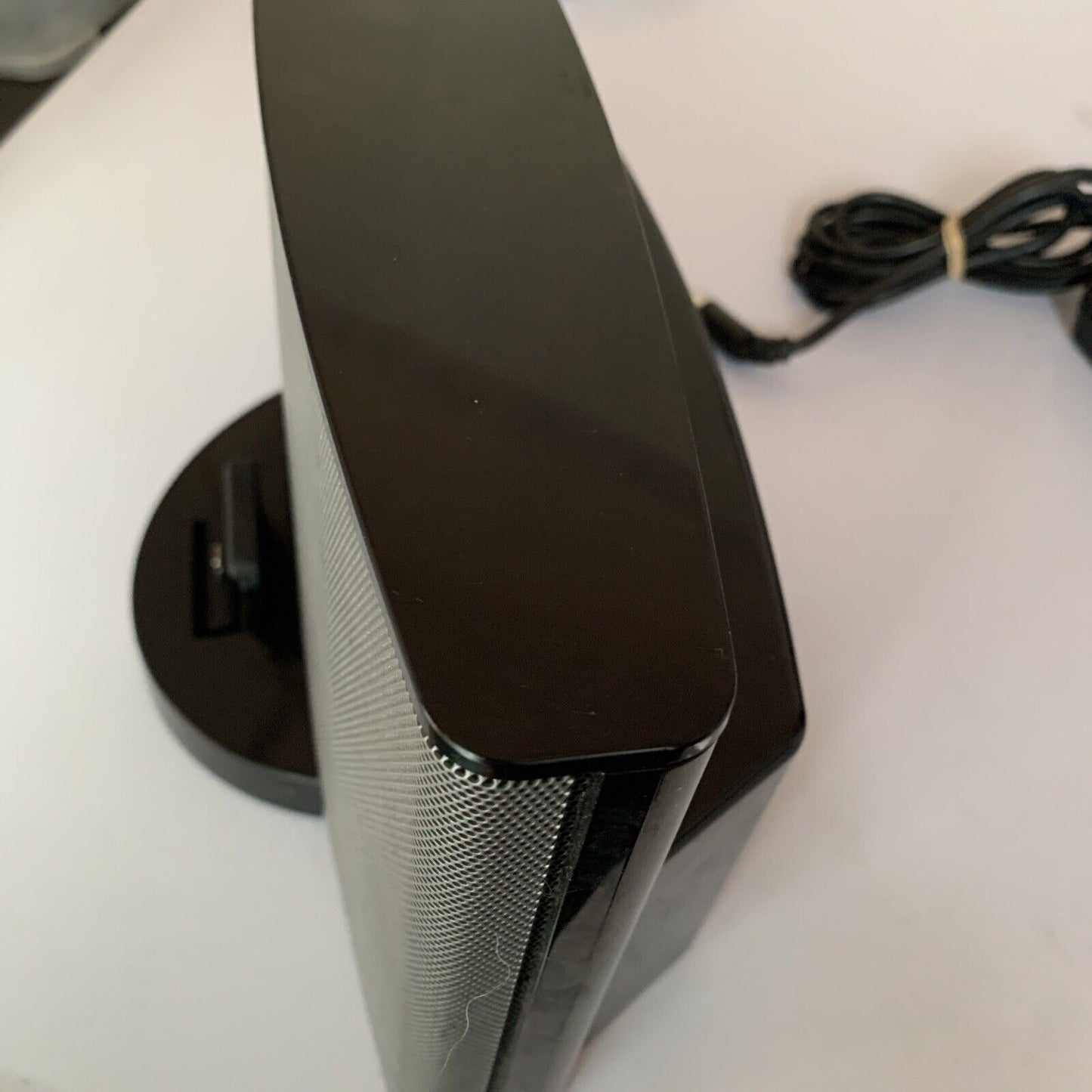 Bose Sound Dock Series III Lightning Dock *does Not Include Remote Control