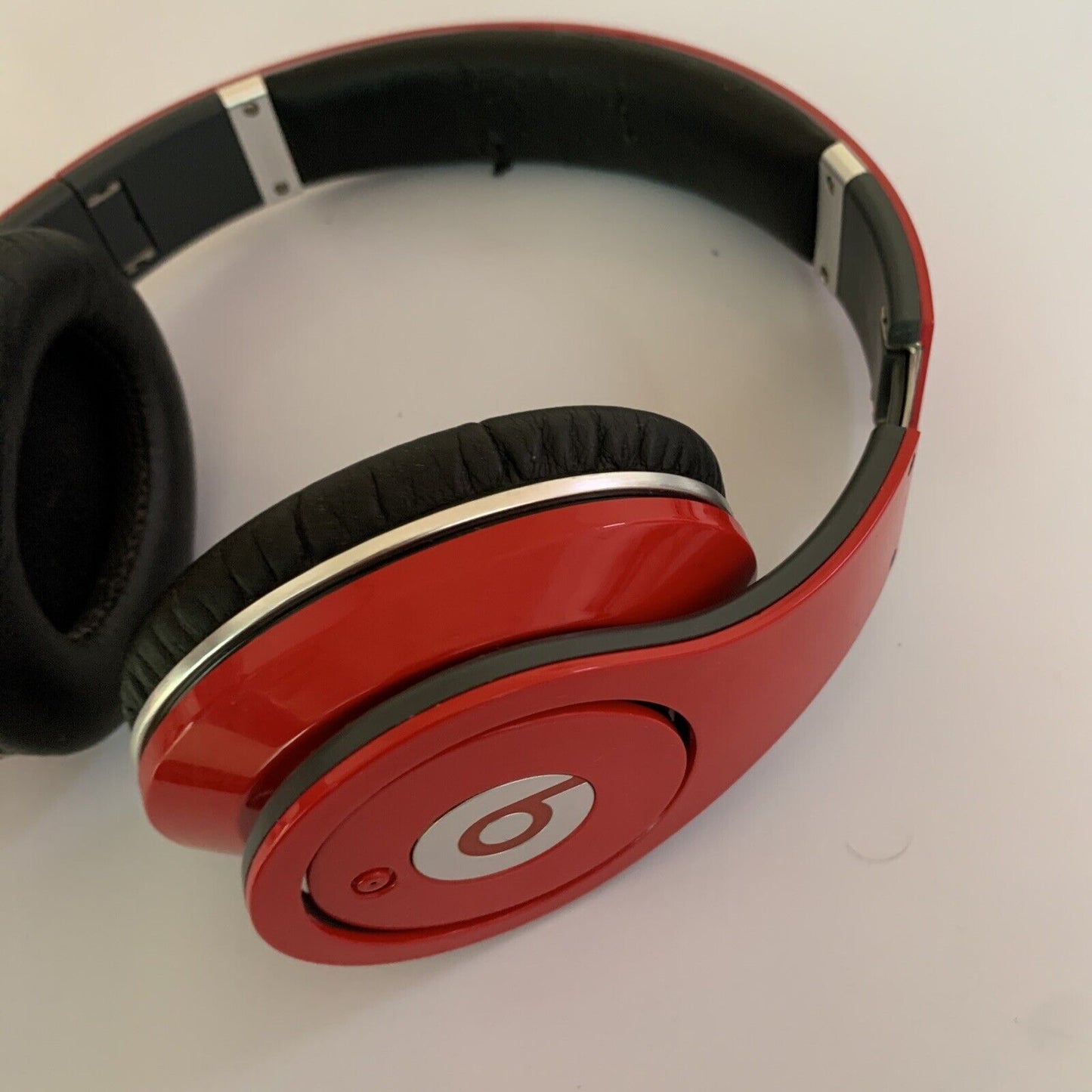 Beats by Dr Dre Monster Headphones *Doesnt Work For parts or repair