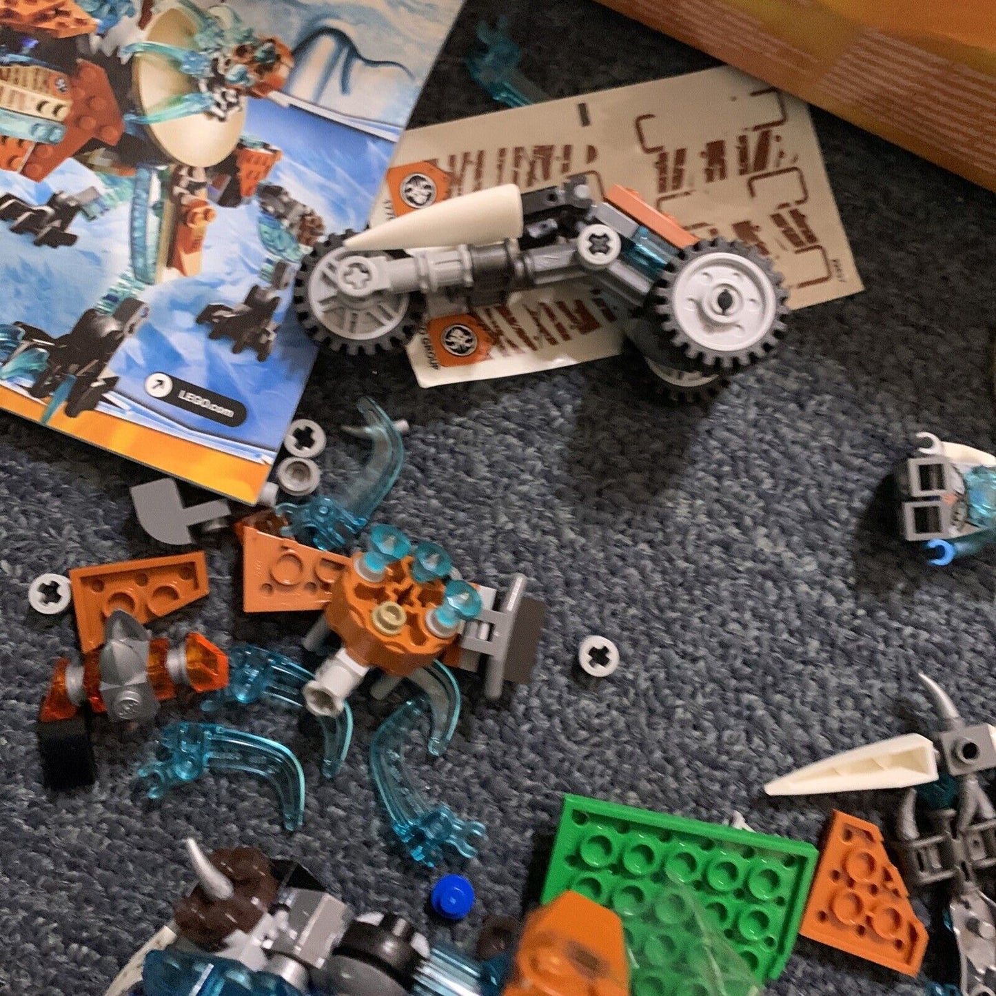 LEGO LEGENDS OF CHIMA: Sir Fangar's Sabre-Tooth Walker (70143) Uncounted