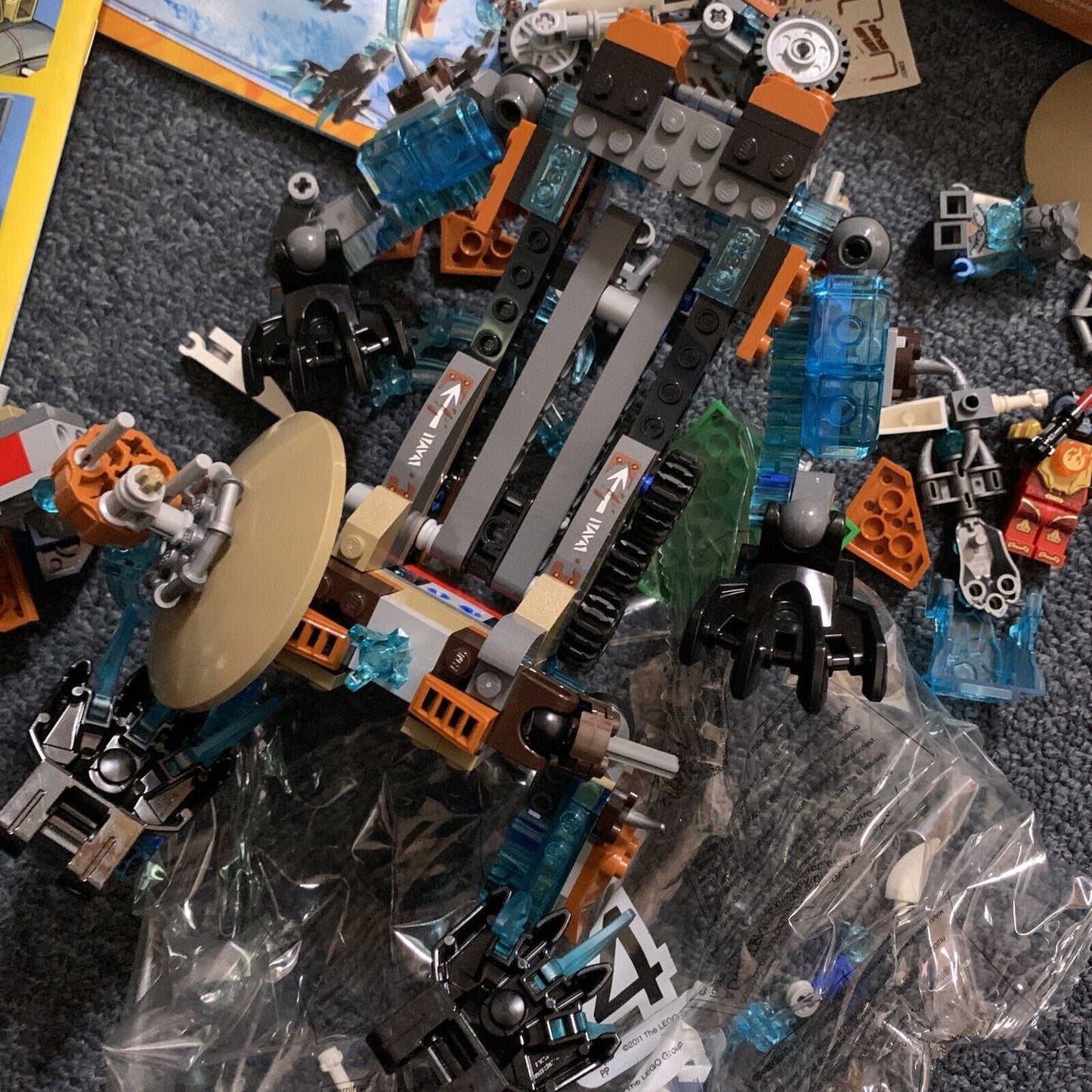 LEGO LEGENDS OF CHIMA: Sir Fangar's Sabre-Tooth Walker (70143) Uncounted