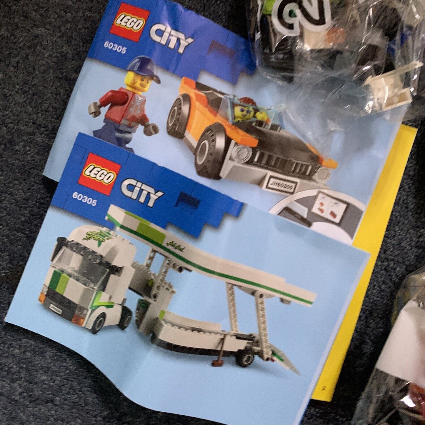 LEGO CITY: Car Transporter (60305) Incomplete