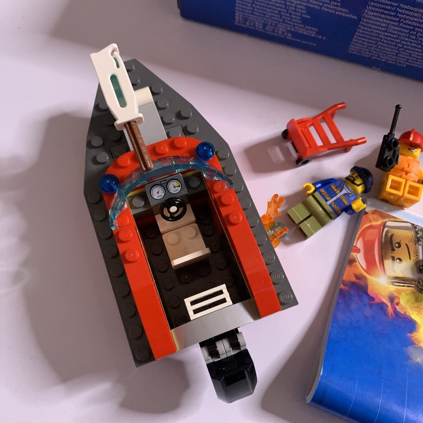 LEGO CITY: Dock Side Fire (60213)