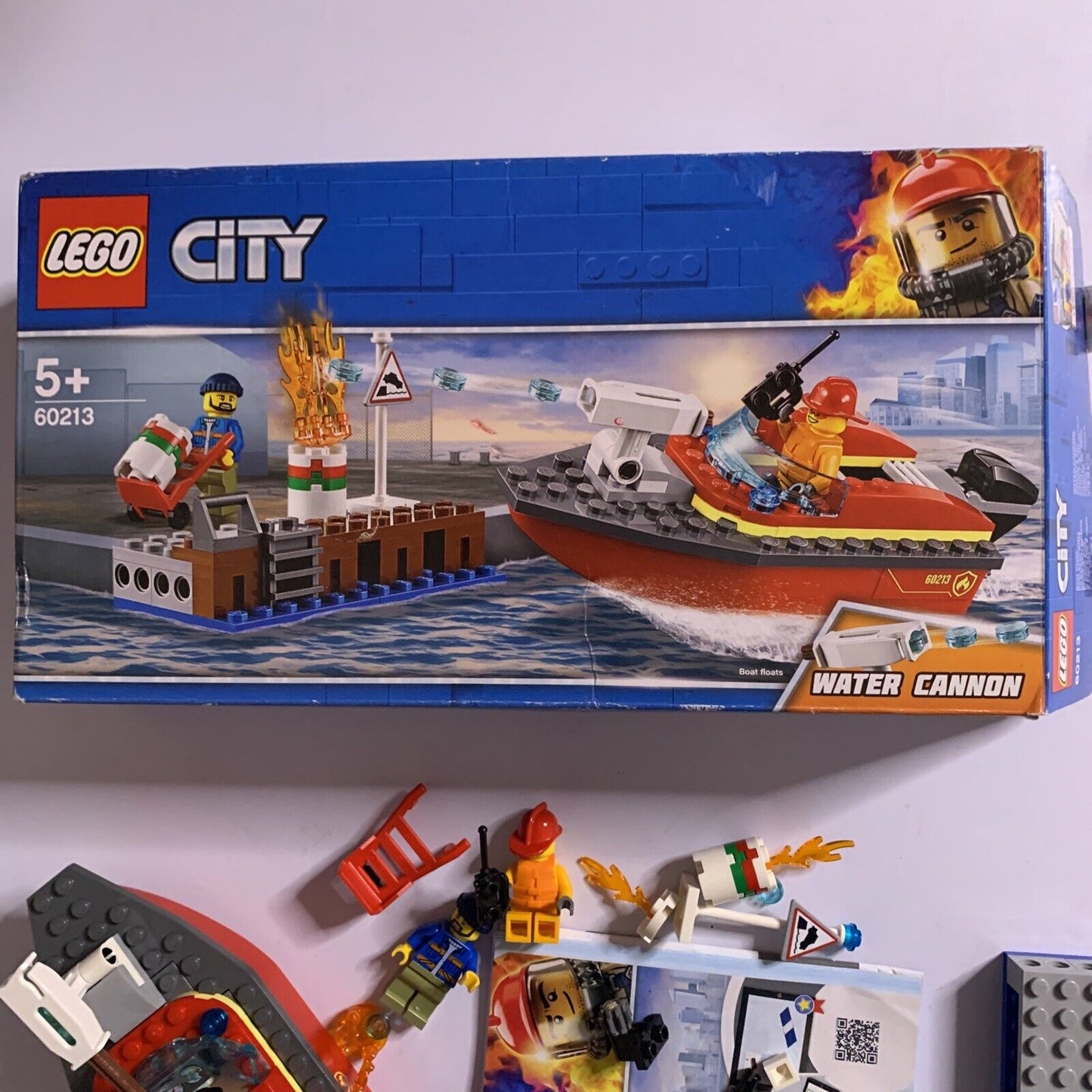 LEGO CITY: Dock Side Fire (60213)