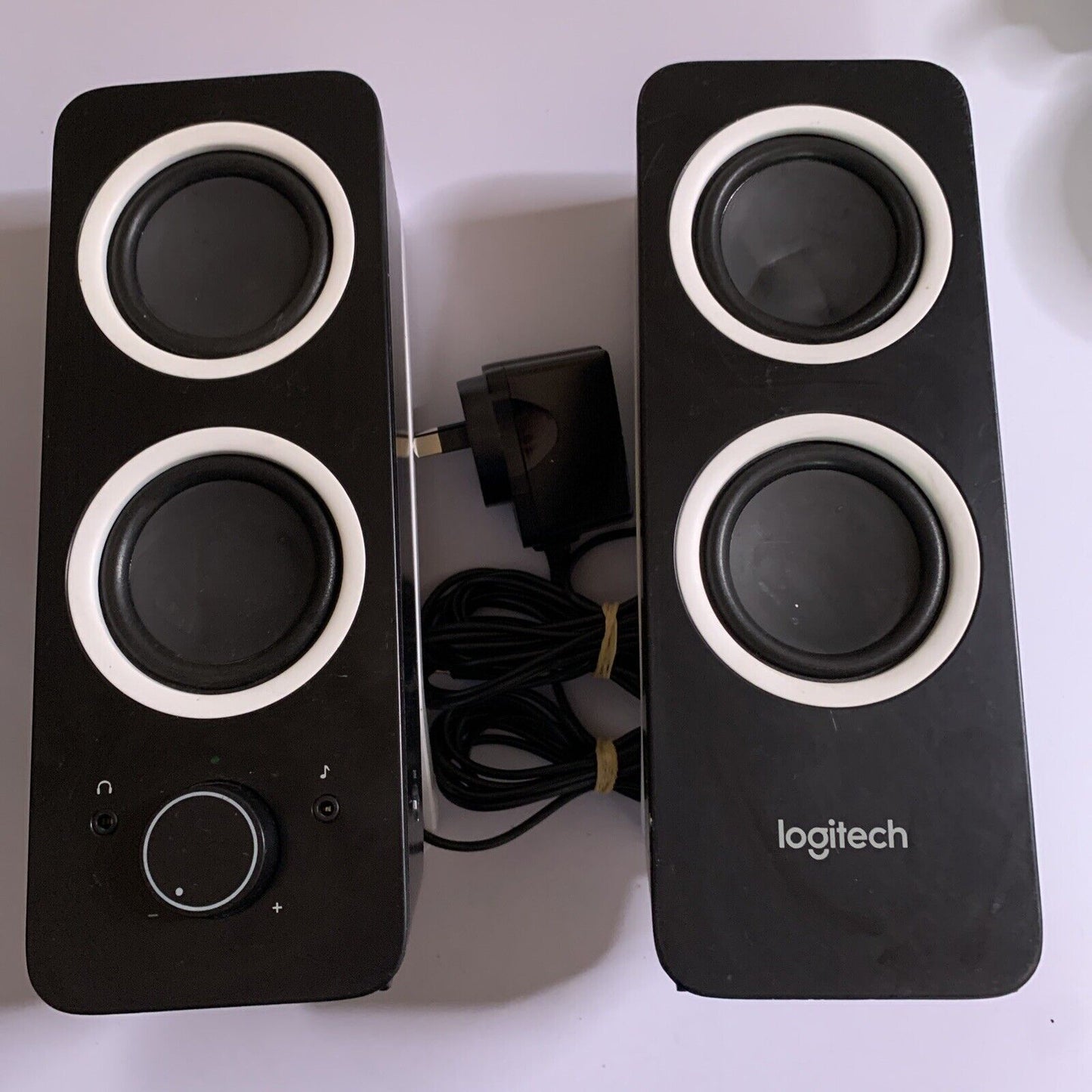 Logitech Z200 Multimedia Speakers