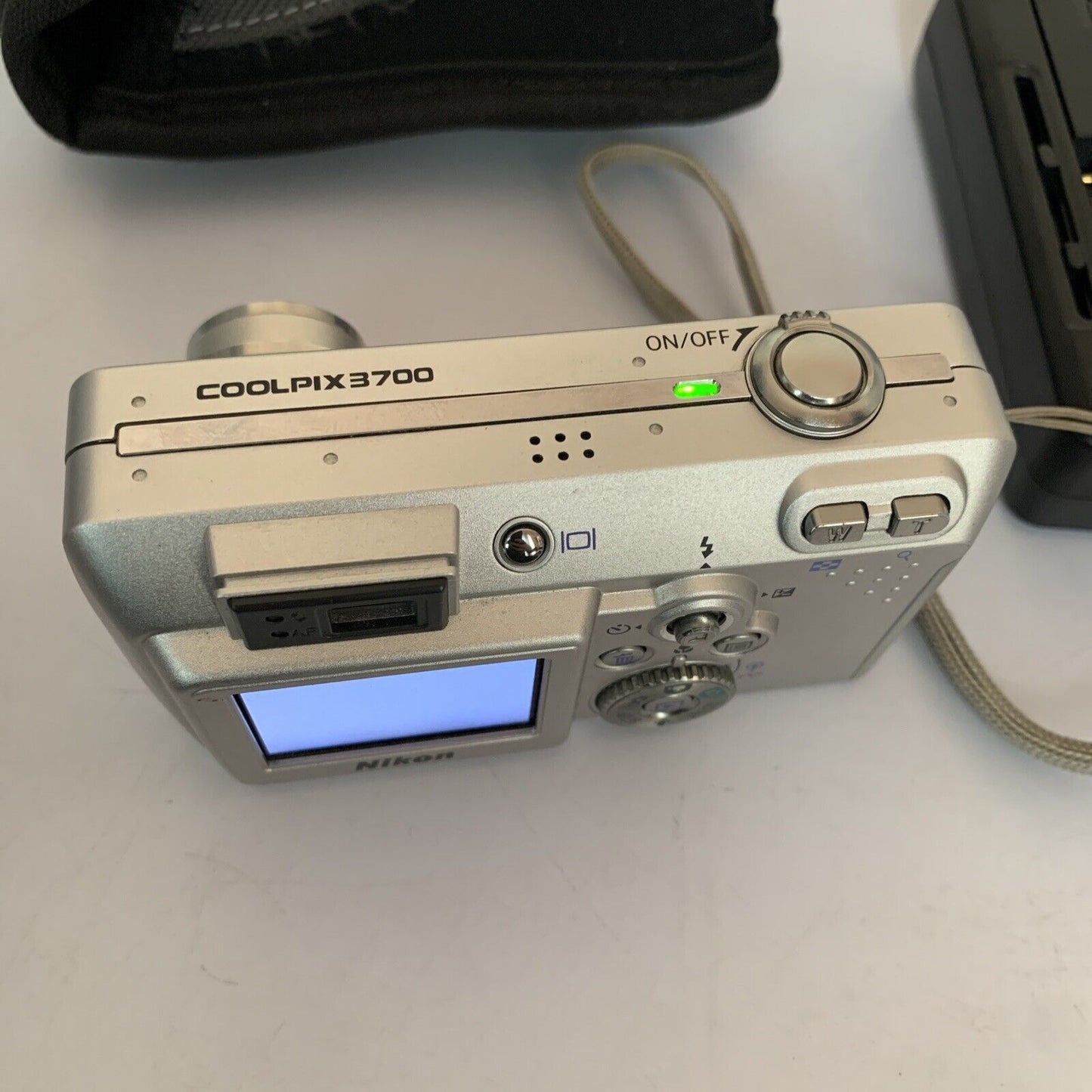 Nikon Coolpix E3700 Digital Camera  3x optical zoom 3.2MP