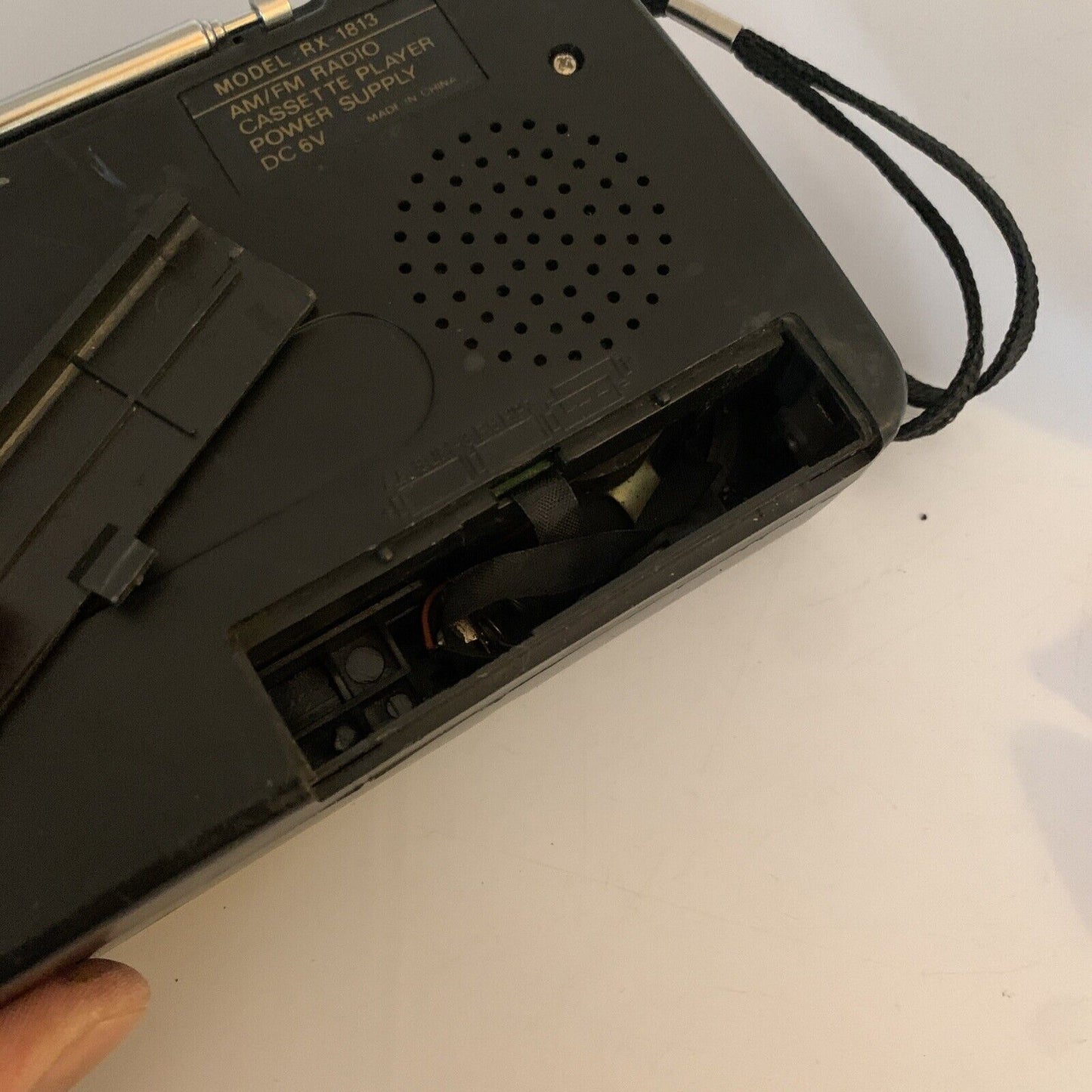 International Radio Cassette Player RX-1813 *Doesn't Turn on for Parts Or Repair