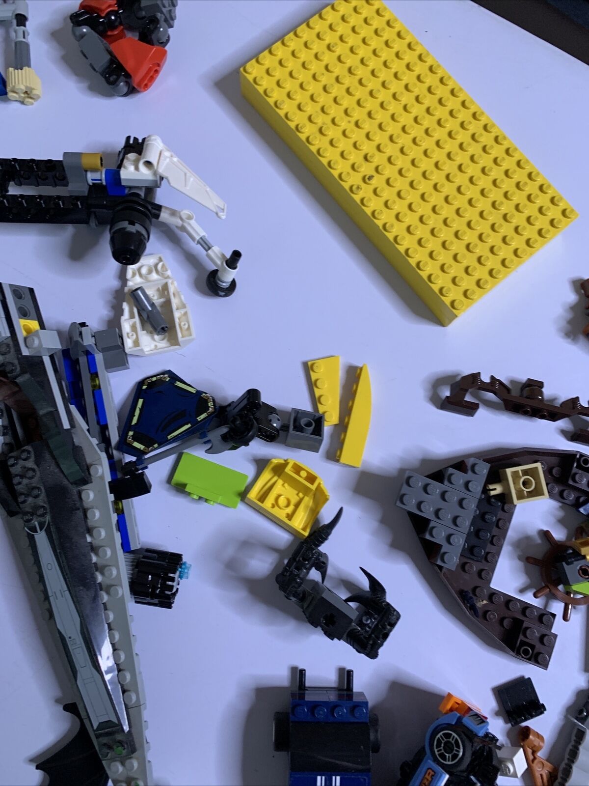 Lego Bulk lot Bionicle Spaceship Space Cars Ships Vehicles 1.1kg