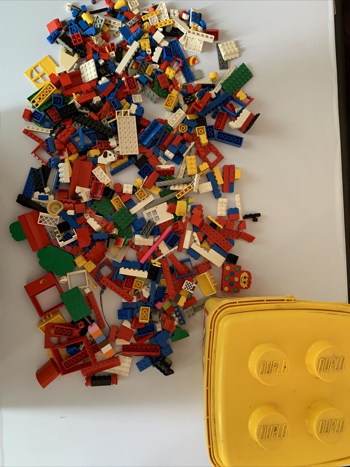 Bulk Genuine Lego Lot City Fiends Small Pieces with Container 1.25kg