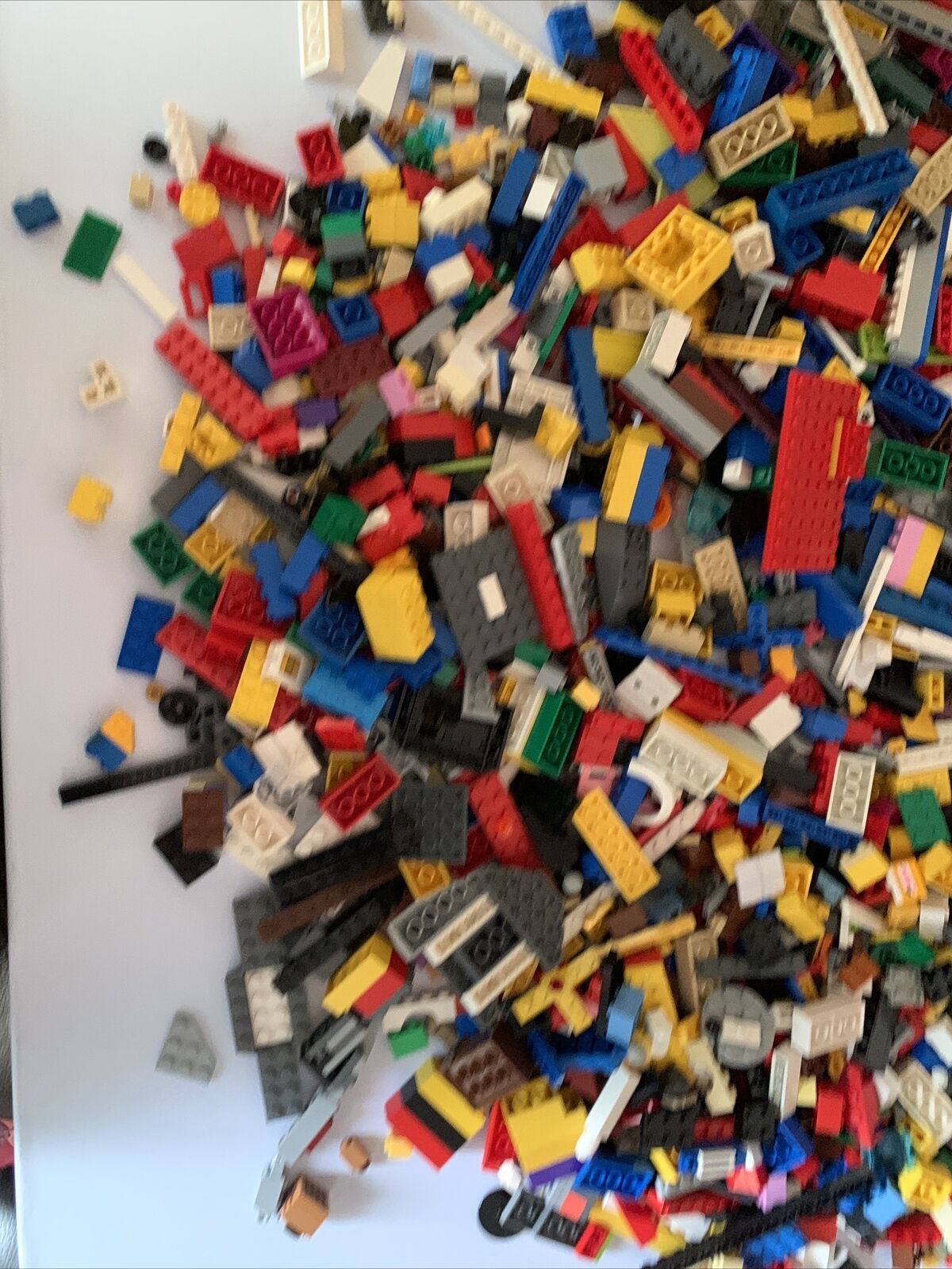 Lego Genuine bulk lot Assorted City Friends Small Pieces + Container 2.39kg