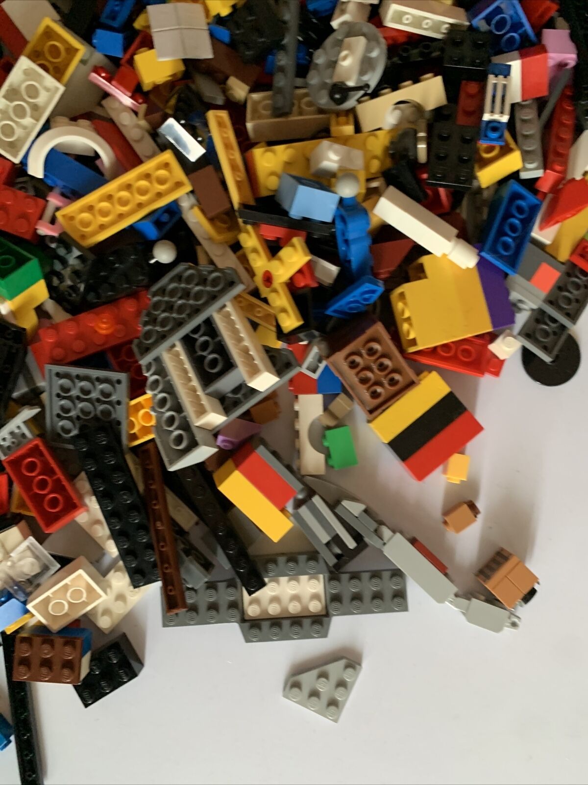 Lego Genuine bulk lot Assorted City Friends Small Pieces + Container 2.39kg