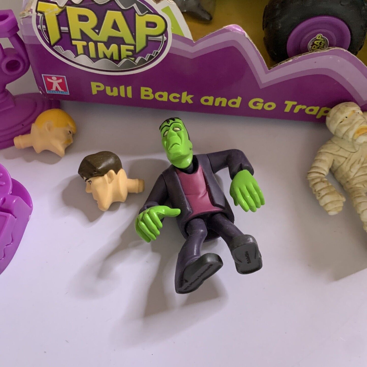 Scooby-Doo Trap Time Pull Back Truck & Characters