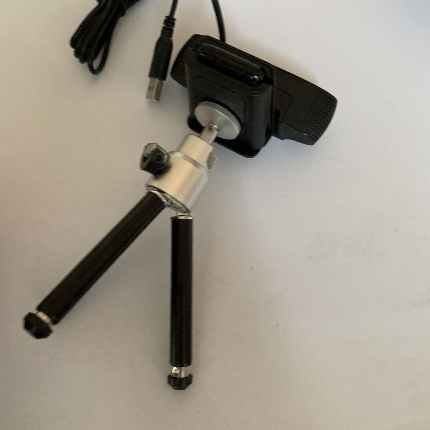 Logitech C922 Pro Stream 1080P Webcam with Microphone and Tripod