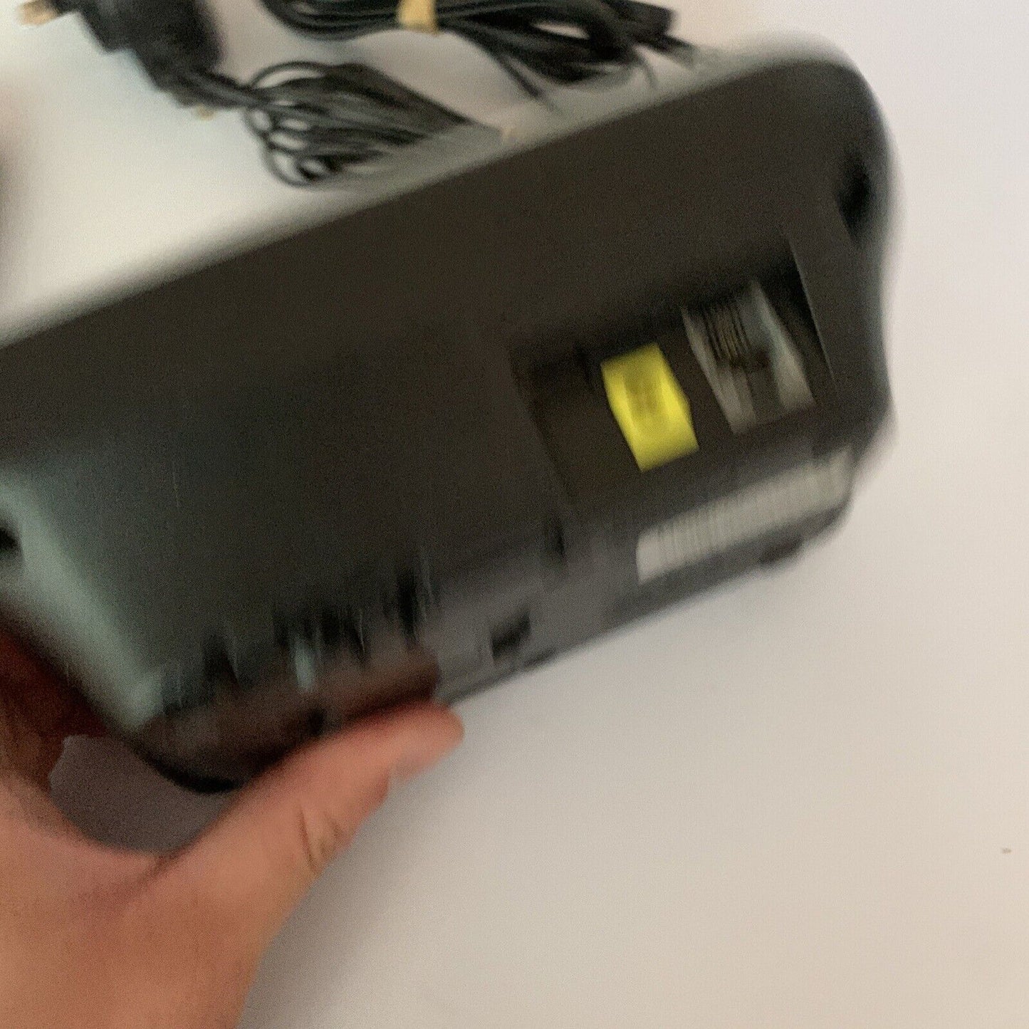 Uniden DECT2035 Cordless Phone and Answering Machine *requires Battery replace