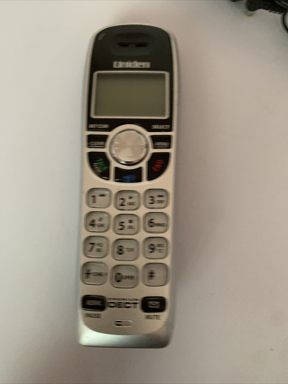 Uniden DECT2035 Cordless Phone and Answering Machine *requires Battery replace