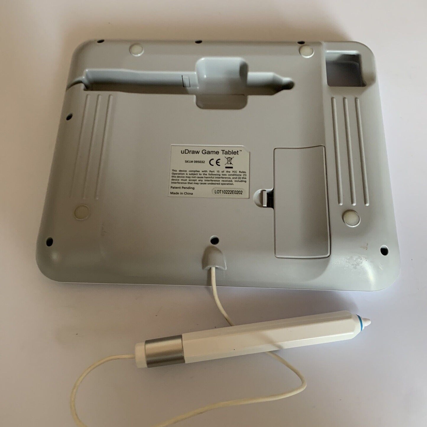 uDraw Game Tablet With Pen For Nintendo Wii 095032