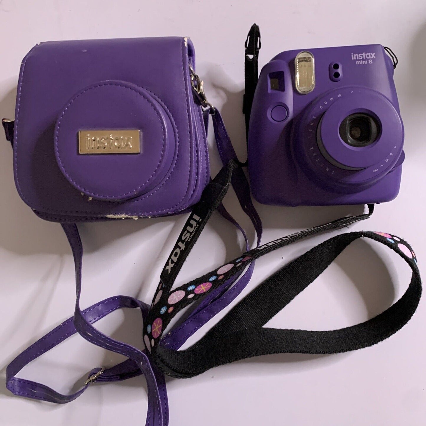 Fujifilm Instax Mini Instant Camera with Case Purple – Retro Unit