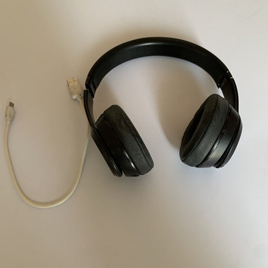 Beats Solo 3 Wireless Headphones Black Bluetooth A1796