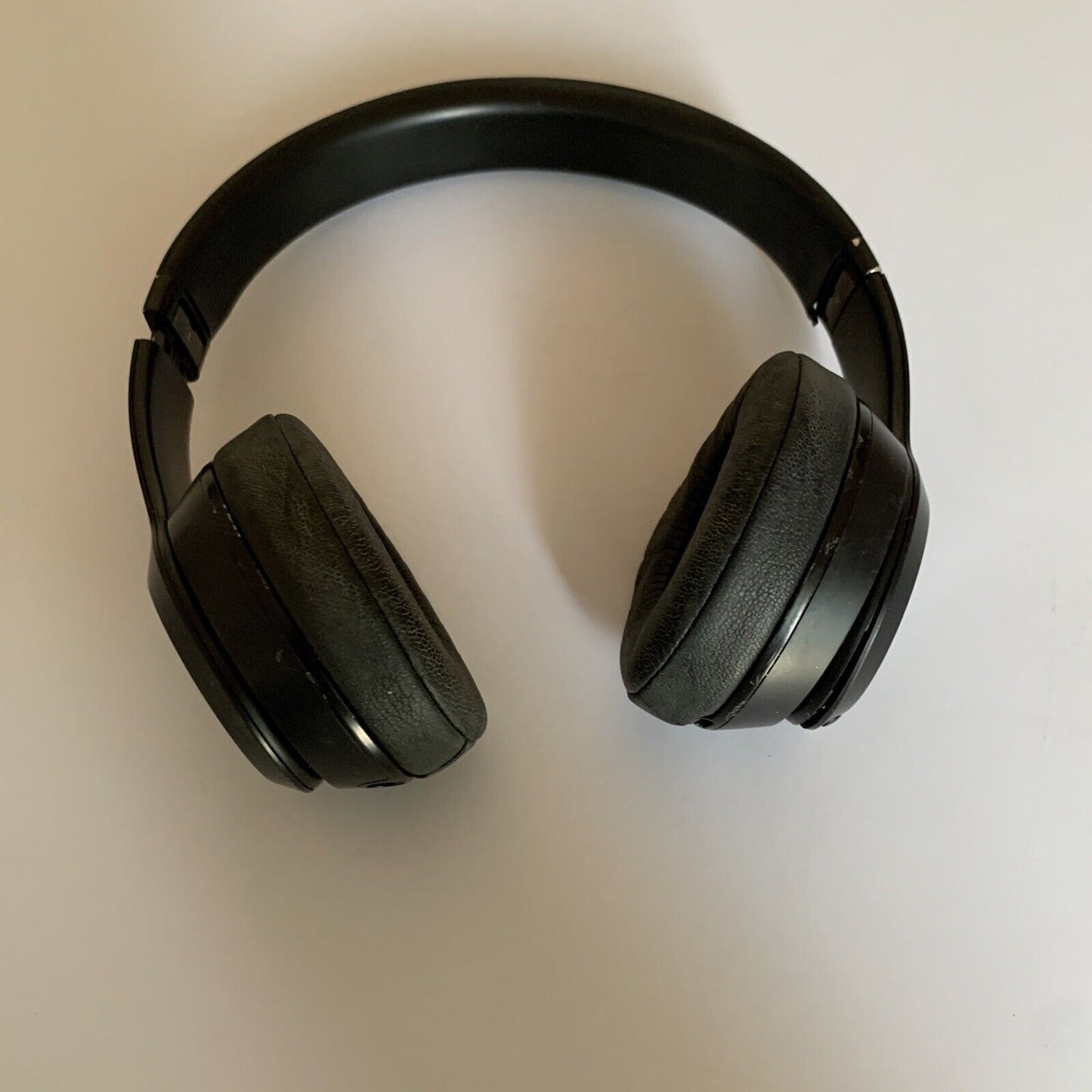 Beats Solo 3 Wireless Headphones Black Bluetooth A1796