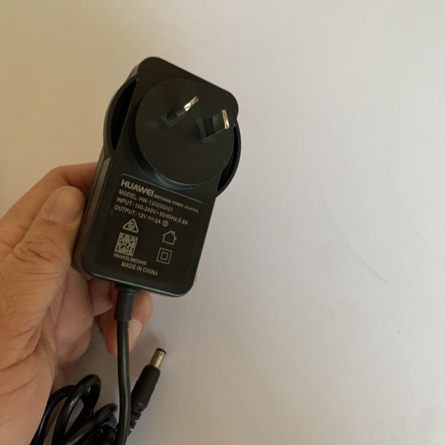 TP-Link VR400 AC1200 Wireless MU-MIMO Modem Wi-Fi Router