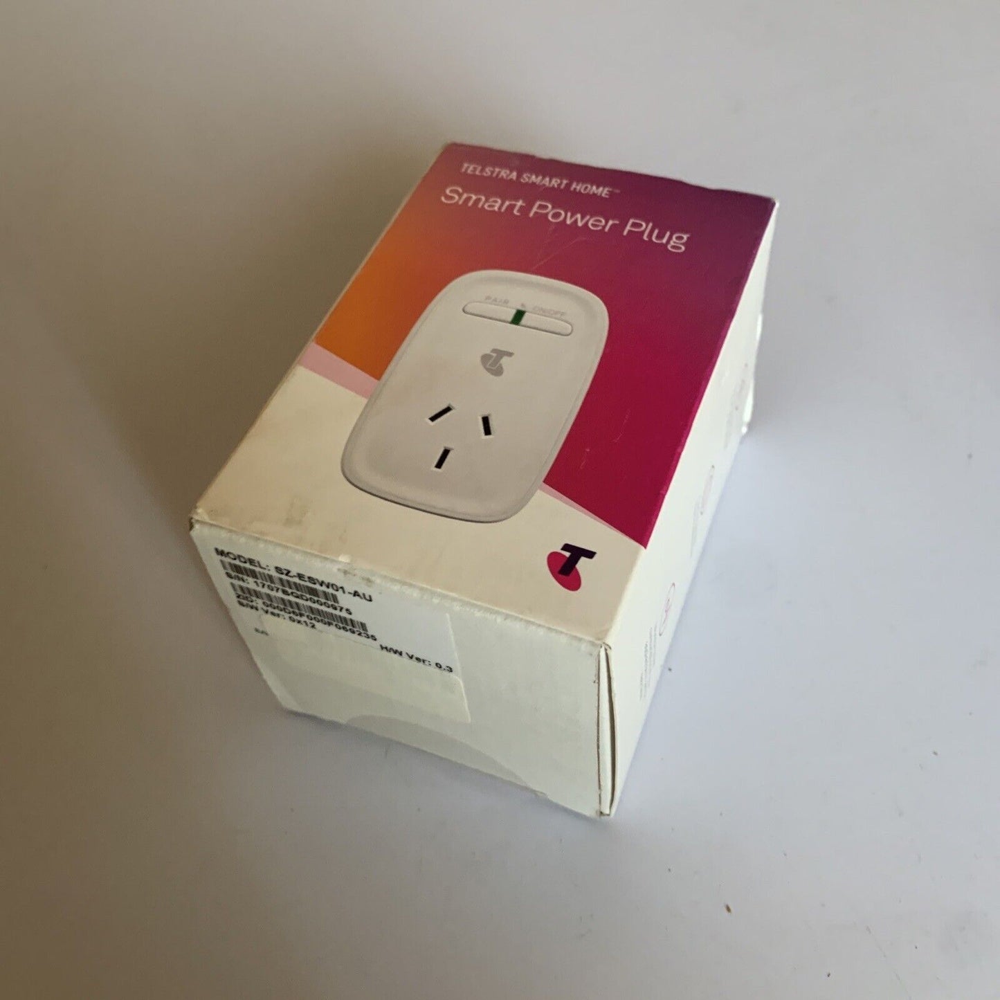 Telstra Smart Home Power Plug with Range Extender Overvoltage Protection NEW