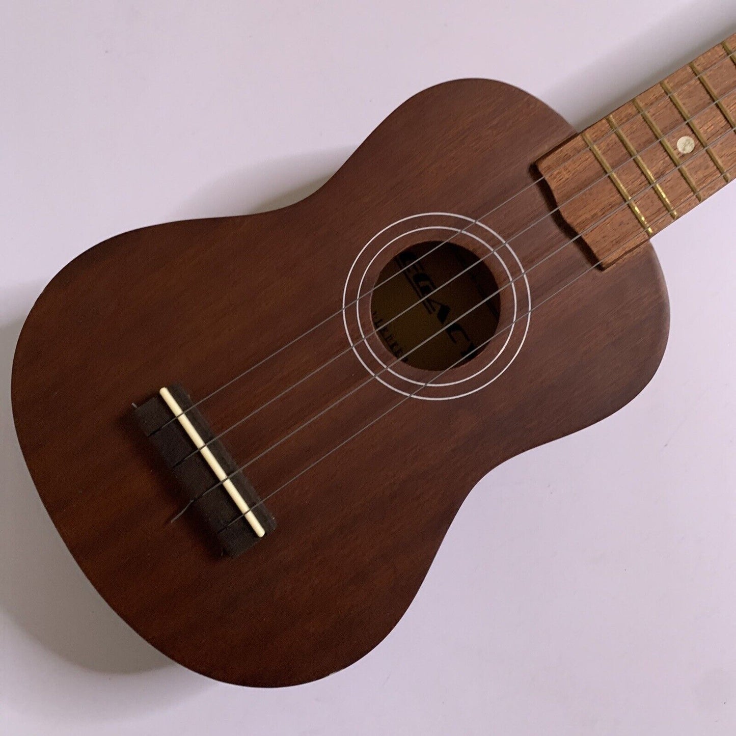 Legacy Ukulele Model Leukenat 4 String MD-07184-SG