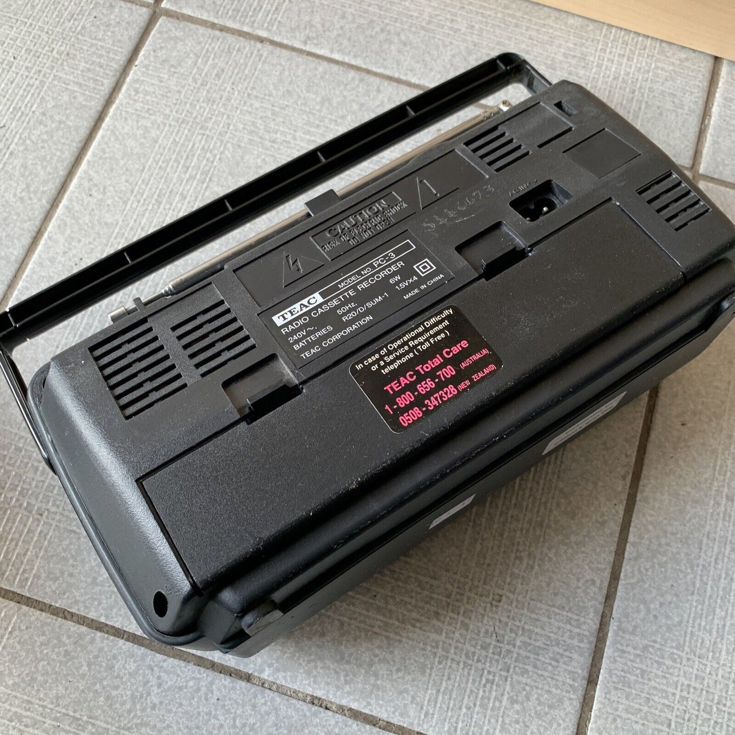 Teac PC-3 Radio Cassette Recorder *radio working Cassette Not working Req Belt