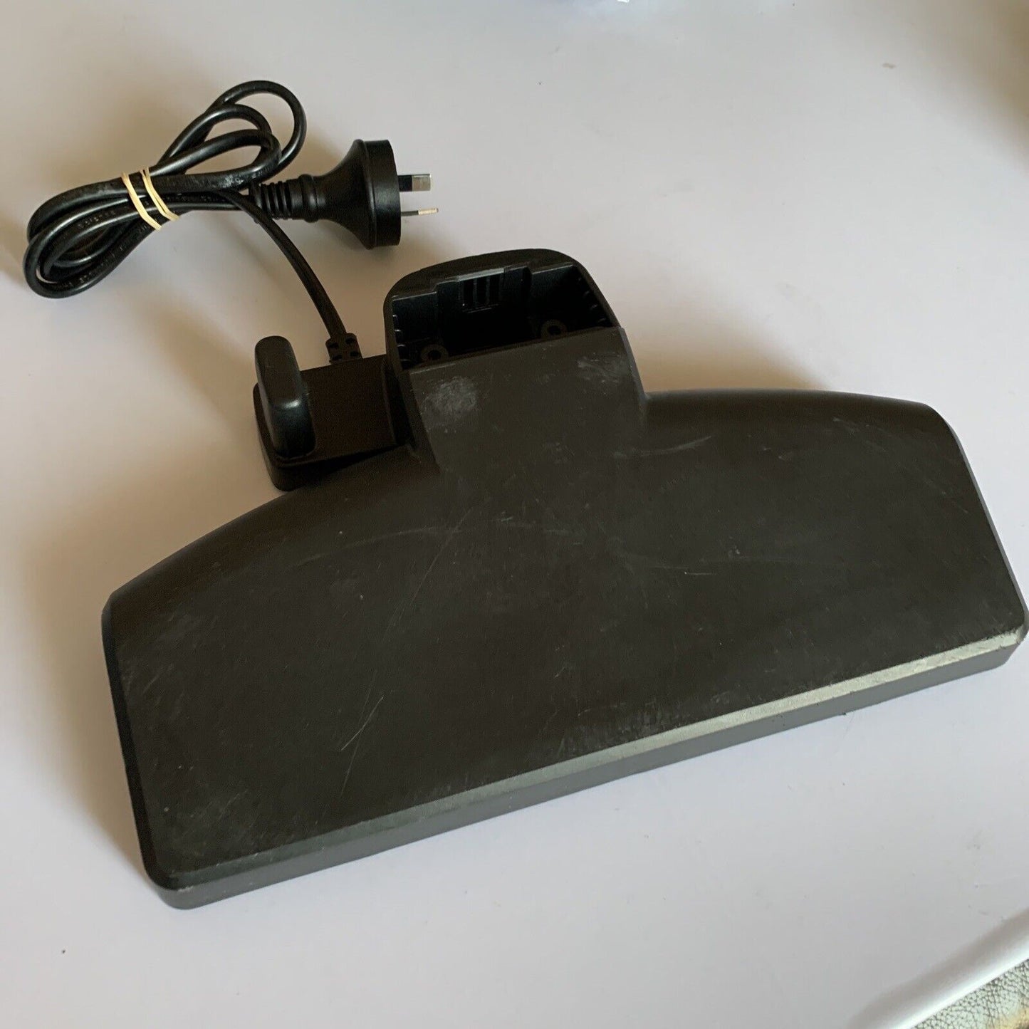 Hoover Ni-MH Battery Charger SP1001DA-P18 18V 0.5a for Hoover Vacuum 5210
