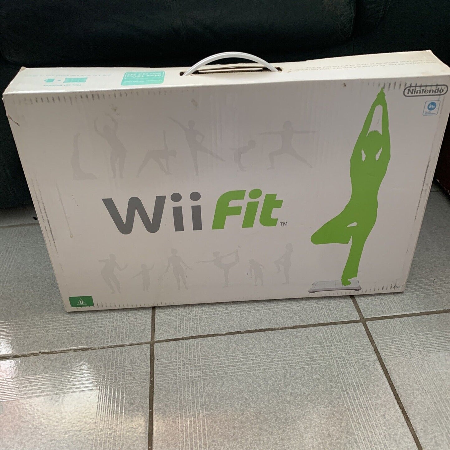 Nintendo Wii Fit Balance Board + Game Bundle