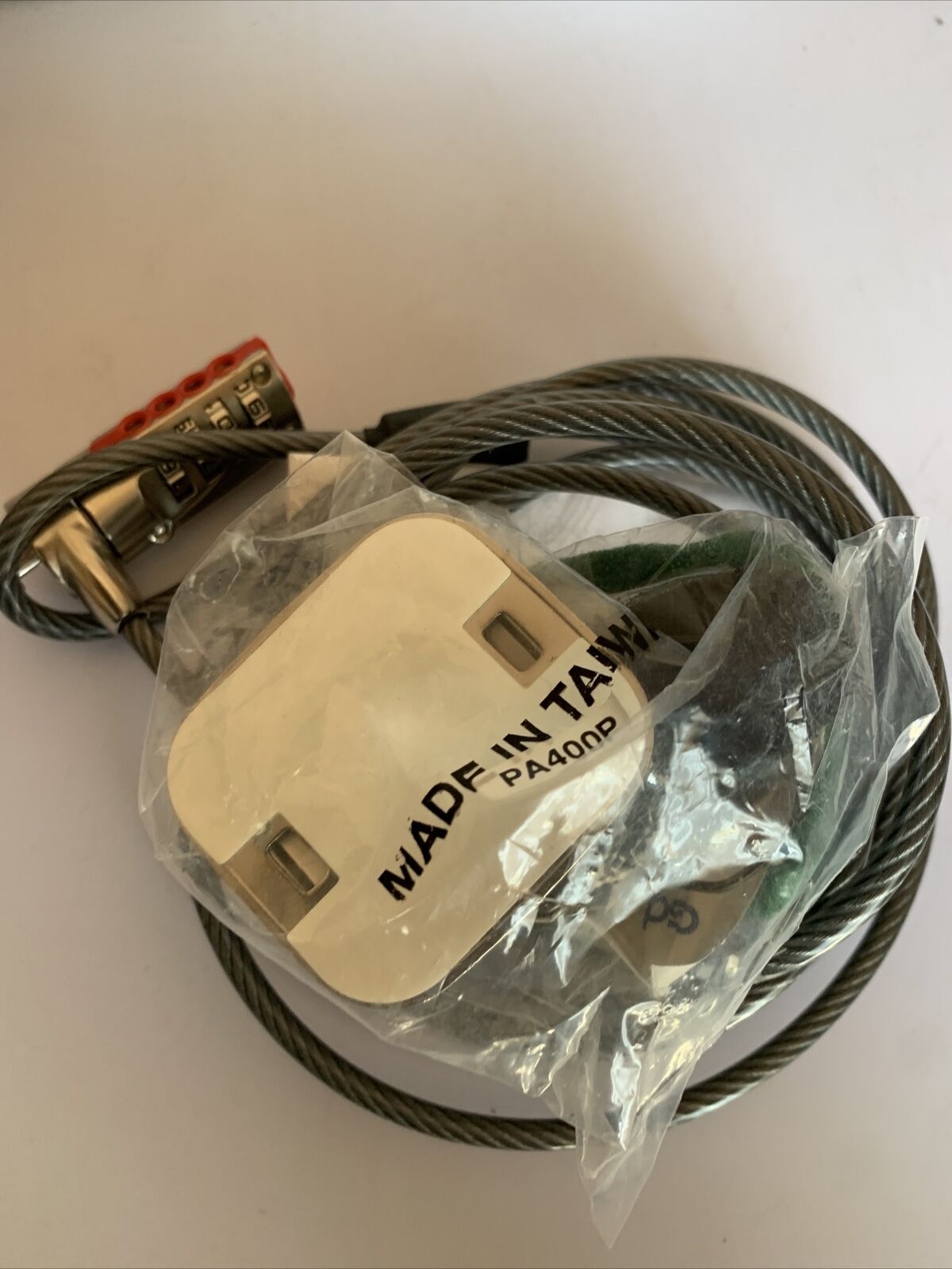 Targus Defcon Coiled Cable Security Combination Lock for Laptop Notebook NEW