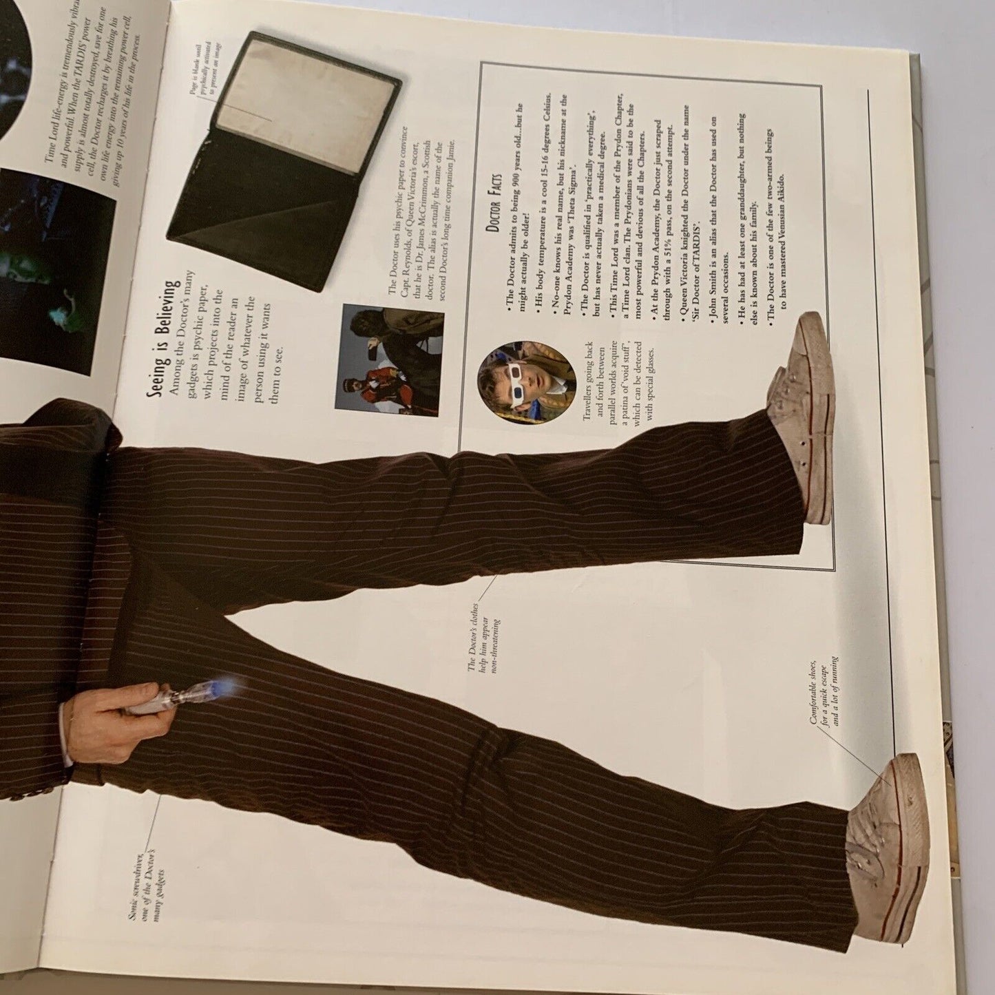 Doctor Who Visual Dictionary by Amy Junor 2007 Hardcover