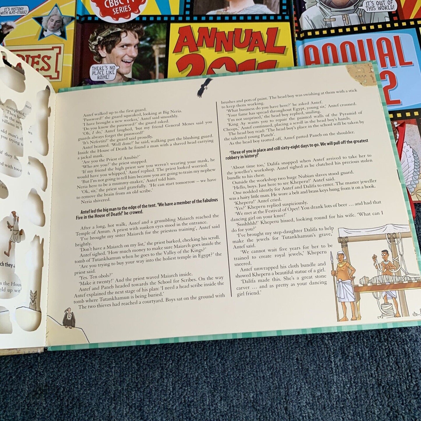 3x Horrible Histories Annual 2010-12 + Terrible Tomb Of Tutankhamun Books