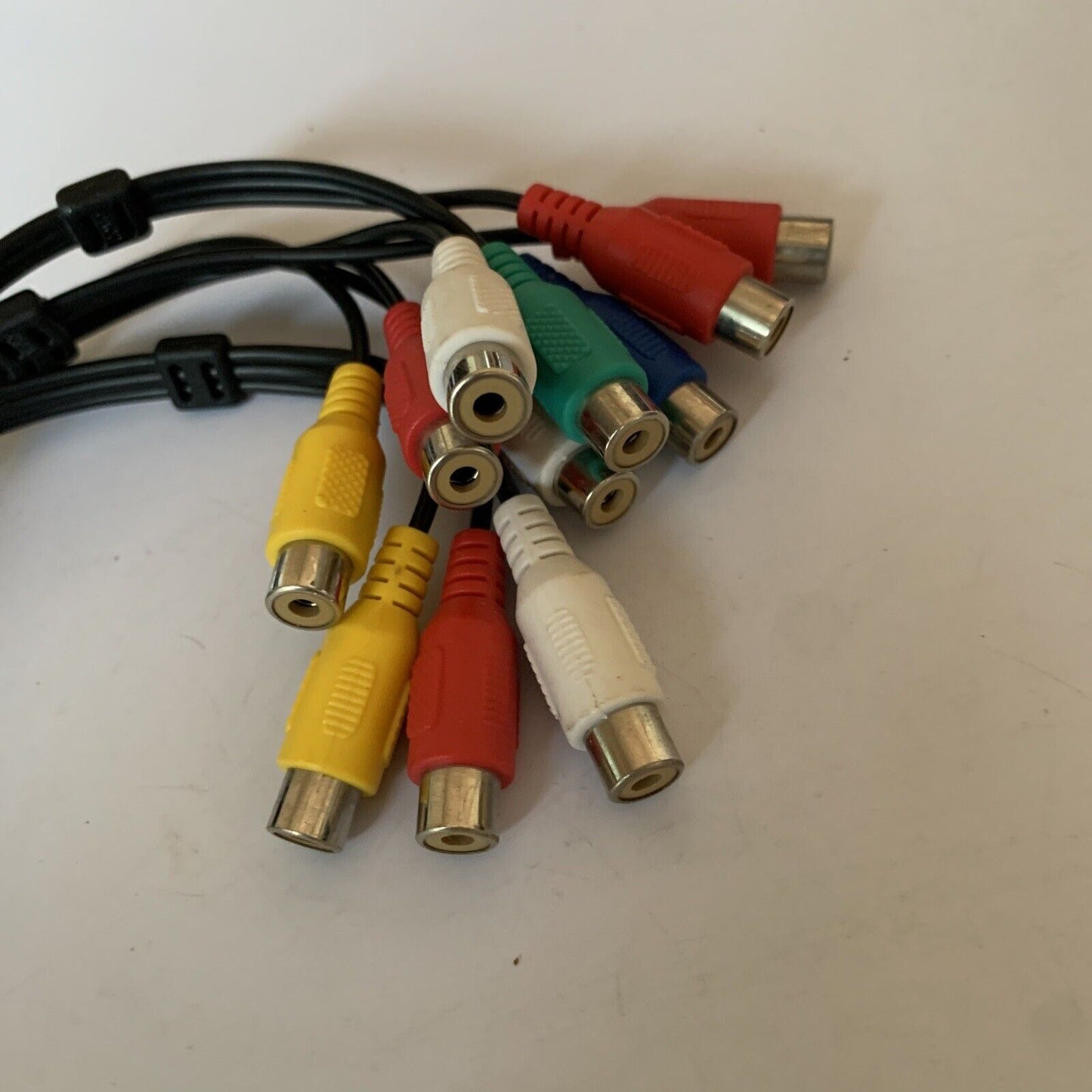 VGA DB15 Pin to 11x Composite RCA Cable