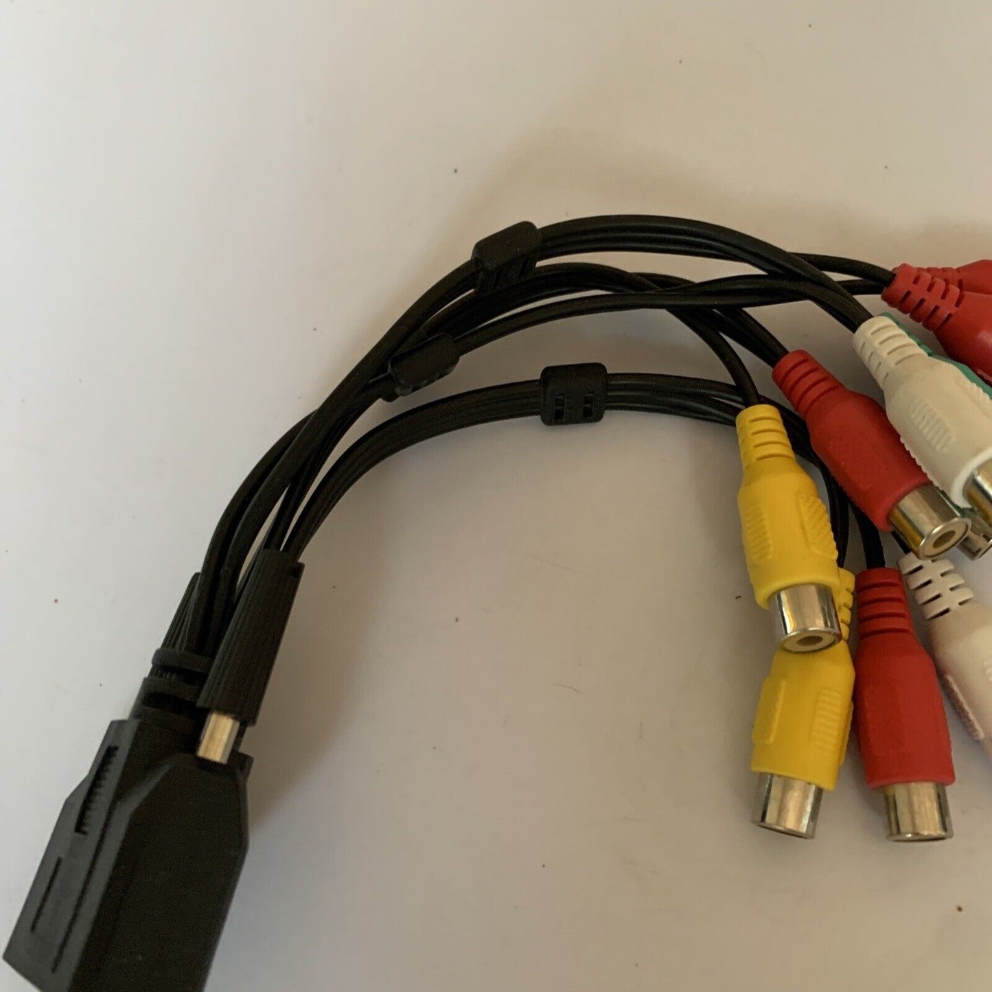 VGA DB15 Pin to 11x Composite RCA Cable