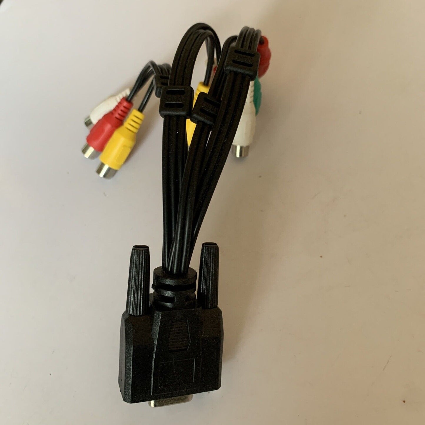 VGA DB15 Pin to 11x Composite RCA Cable