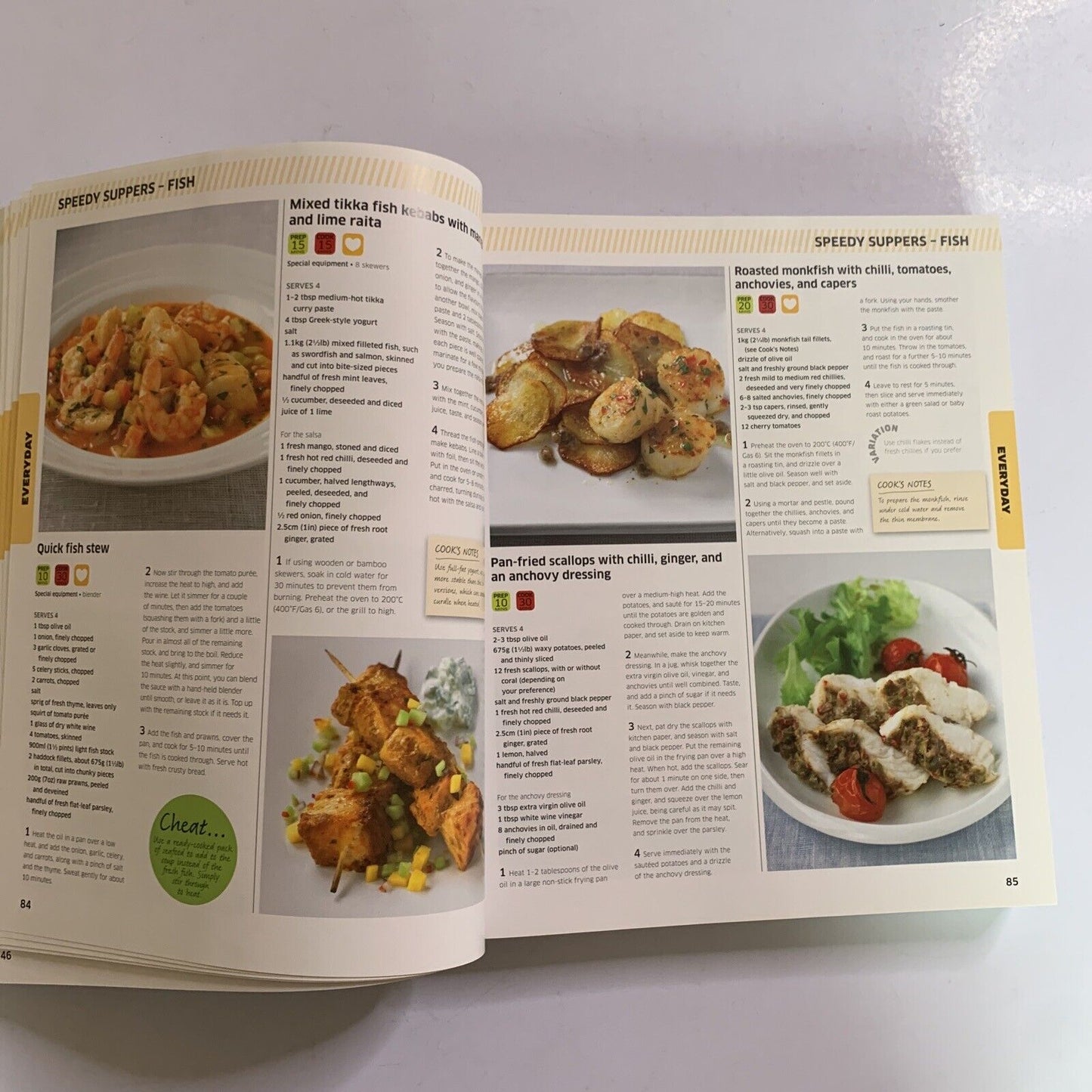 DK Cook Express 700 Quick Recipes Meals Fast Food Cookbook Hardcover