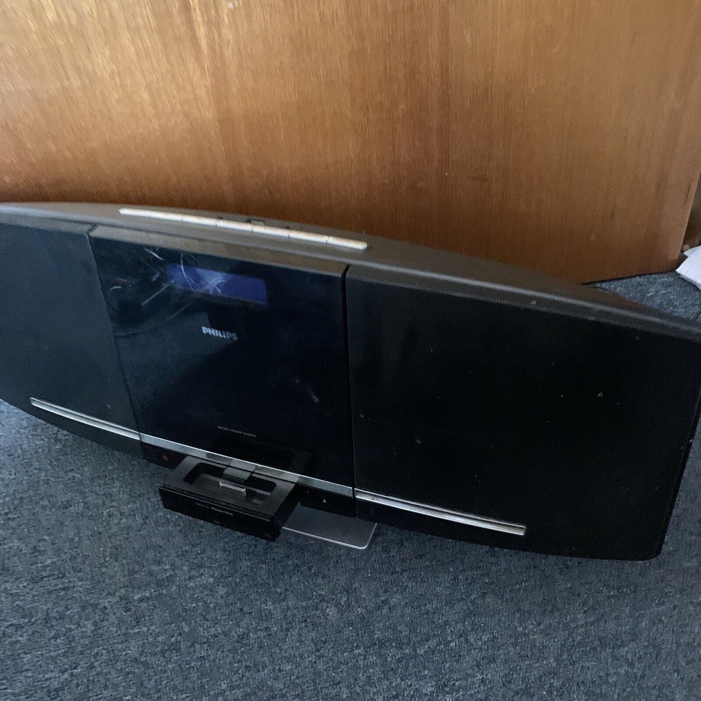 Philips DCB293/79 Speaker AUX iPod dock CD FM DAB+ Radio *CD Tray Not Opening