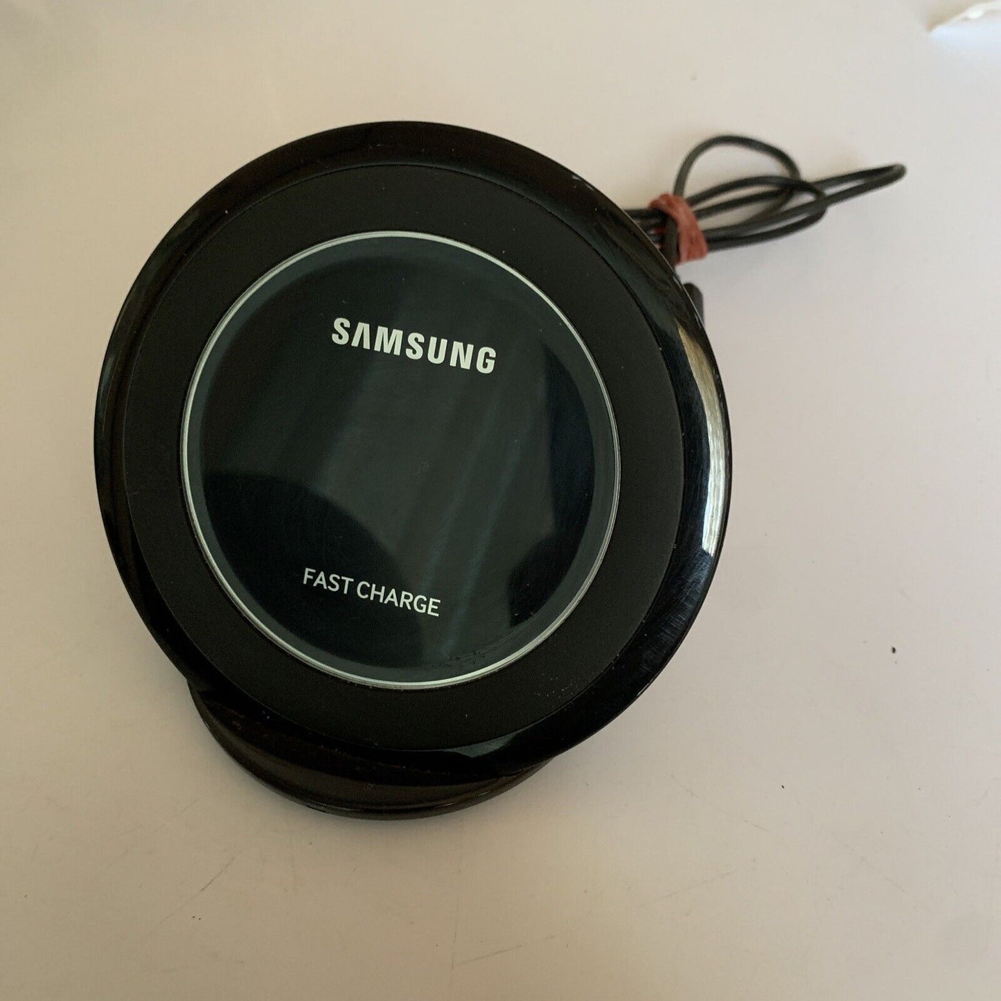 Official Samsung Fast Wireless Charger EP-NG930