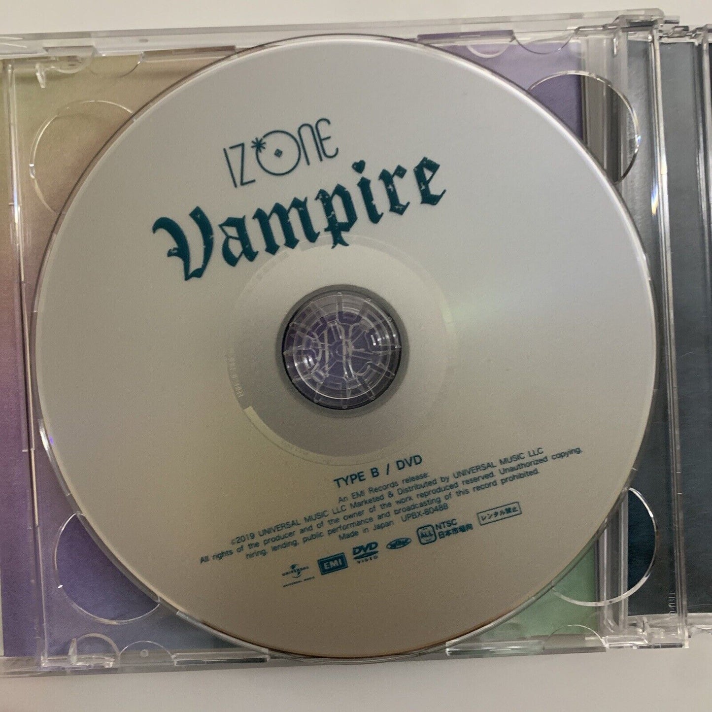 IZONE - Vampire Type B (CD + DVD, 2-Disc, 2019) Obi Japanese UPCH-80523