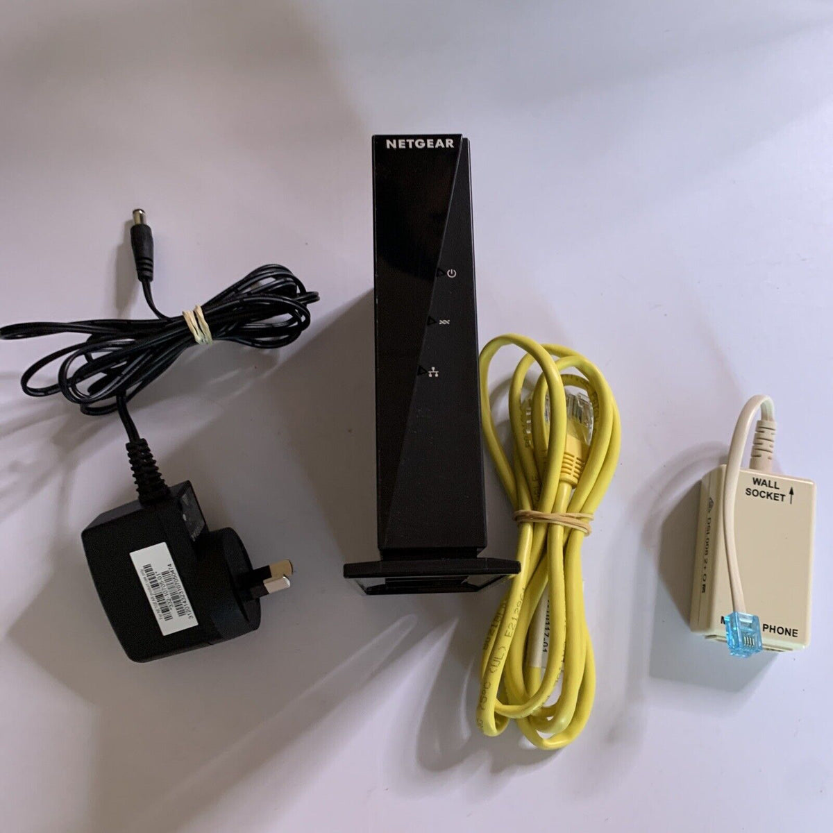 Generic Modem NETGEAR Broadband High-Speed DSL Modem VDSL/ADSL DM200 – Retro Unit