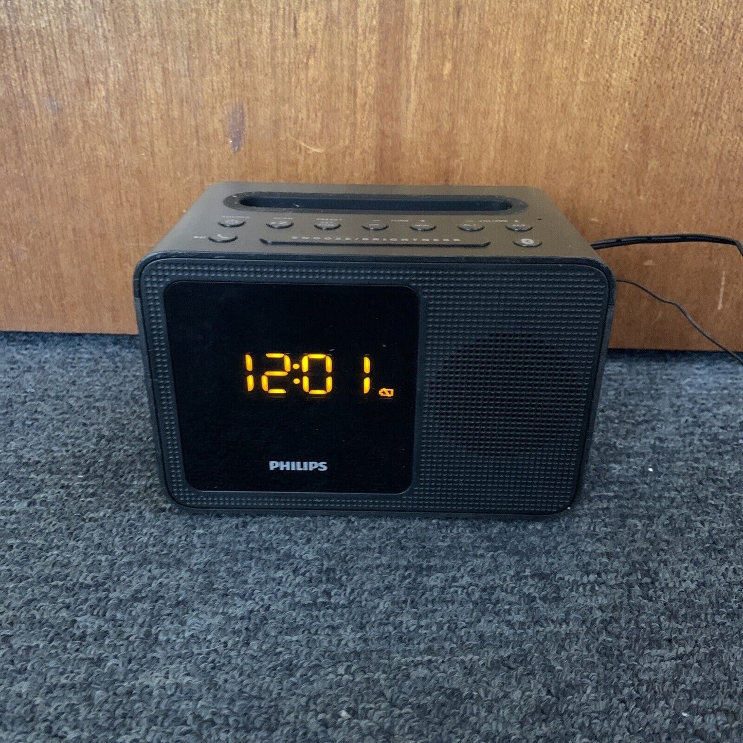 Philips AJT5300/79 Bluetooth Alarm Clock AM/FM Radio