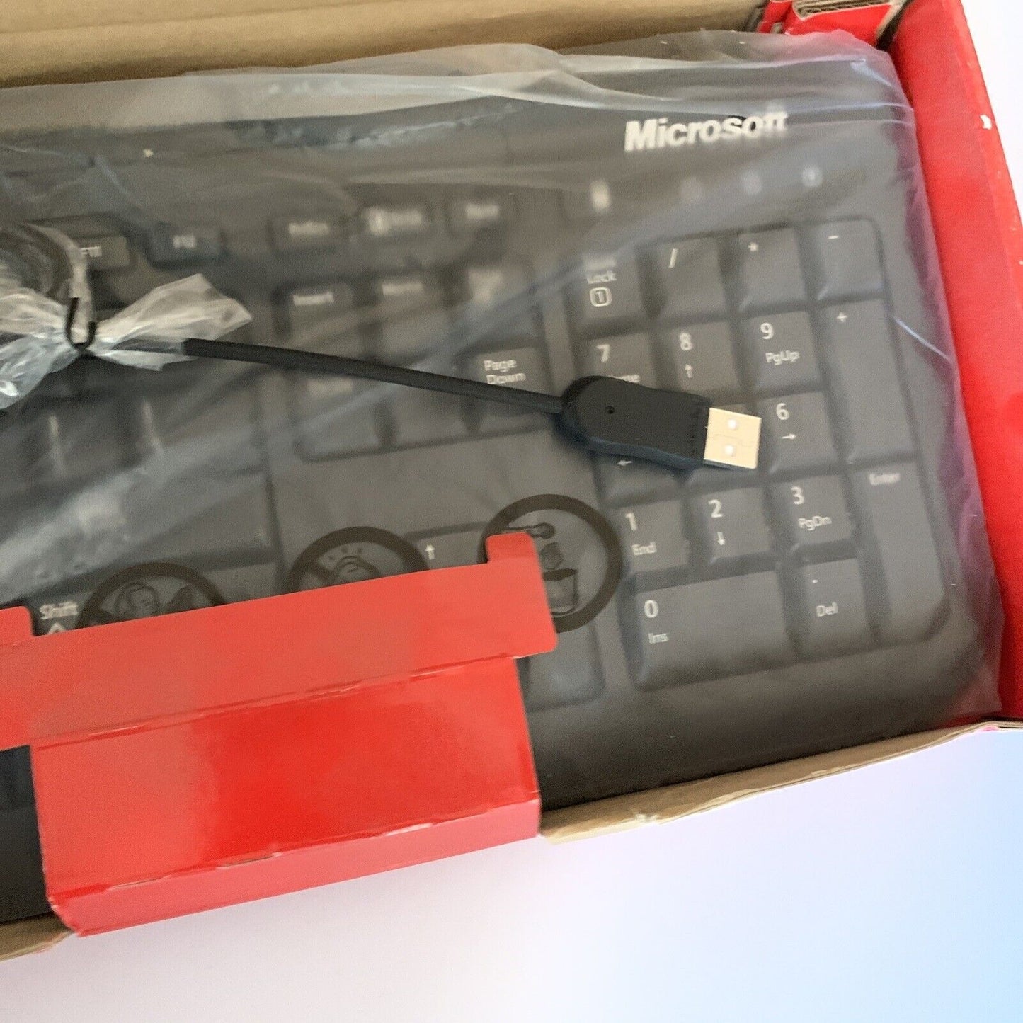 Official Microsoft Desktop 600 Keyboard and Mouse Combo USB Wired