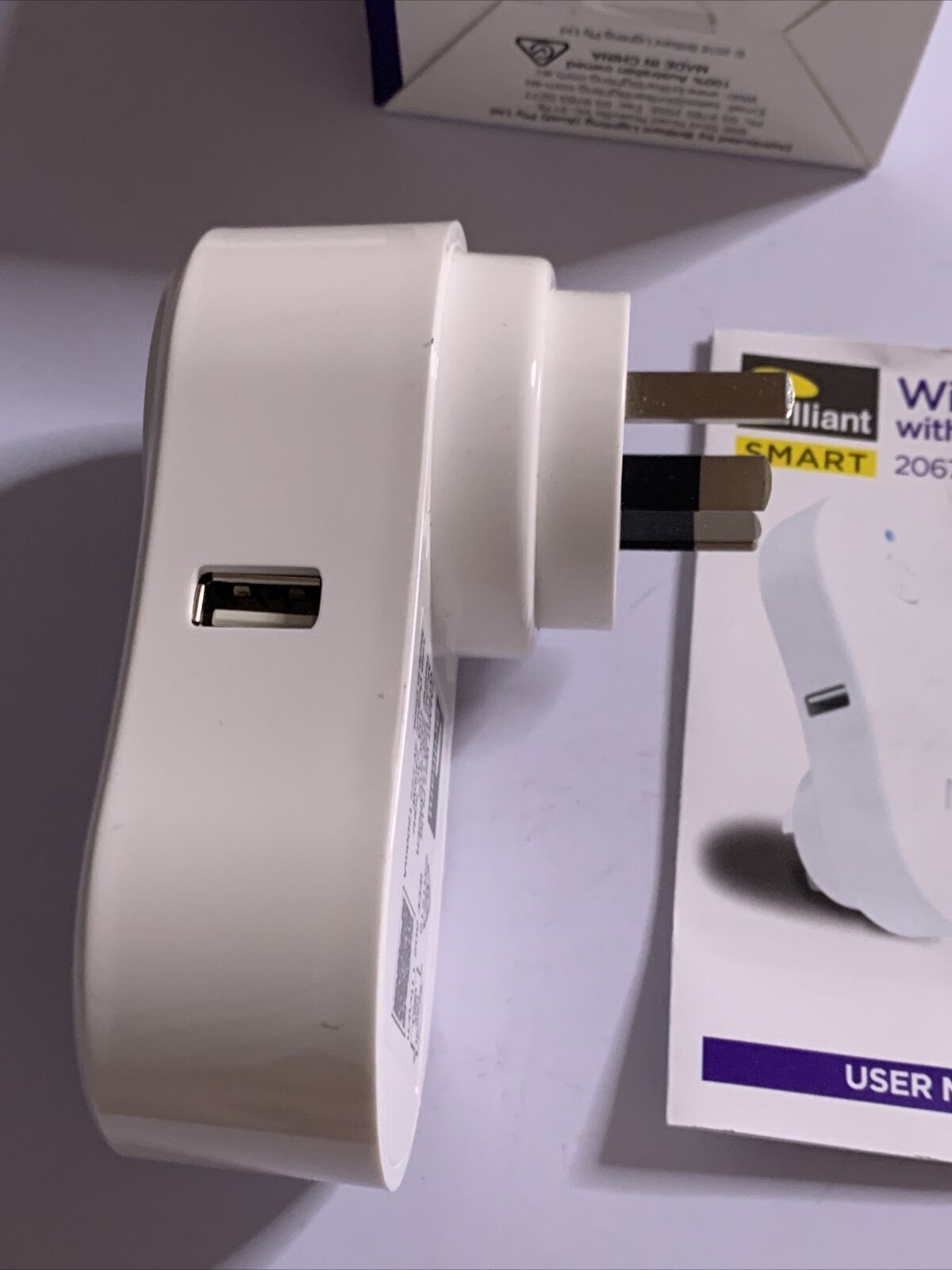 Brilliant Smart WiFi Plug with USB Charger