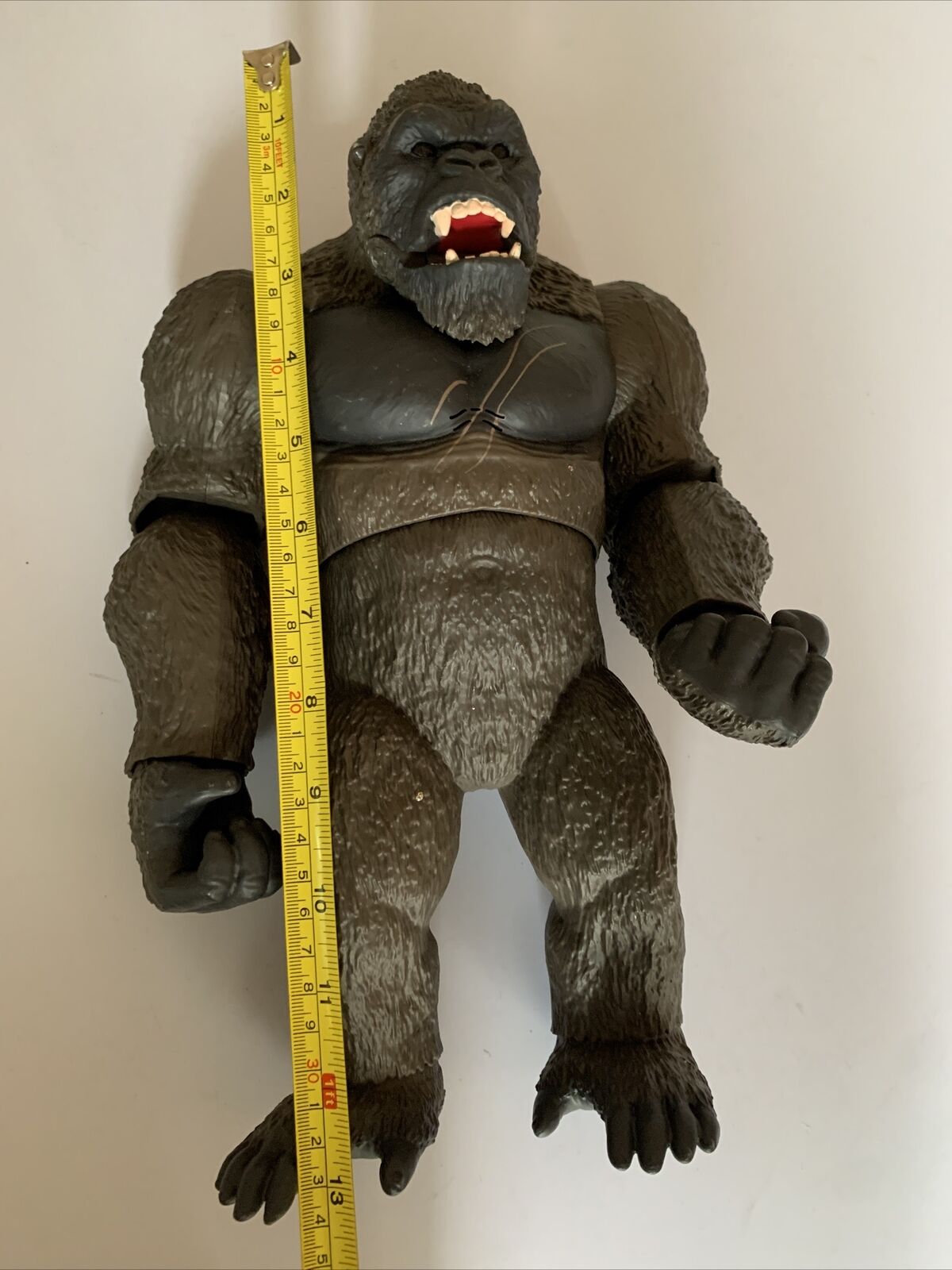 Godzilla vs Kong 13" Mega Punching Kong Playmates Action Figure 2020