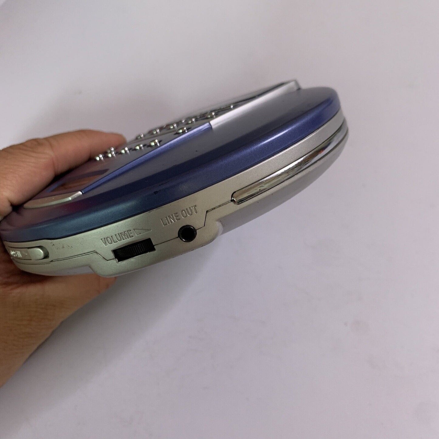 Teac Portable CD and AM/FM Radio Player PD-P239 with Anti-Shock Protection