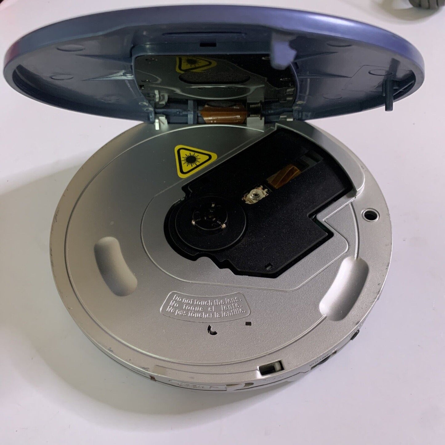 Teac Portable CD and AM/FM Radio Player PD-P239 with Anti-Shock Protection