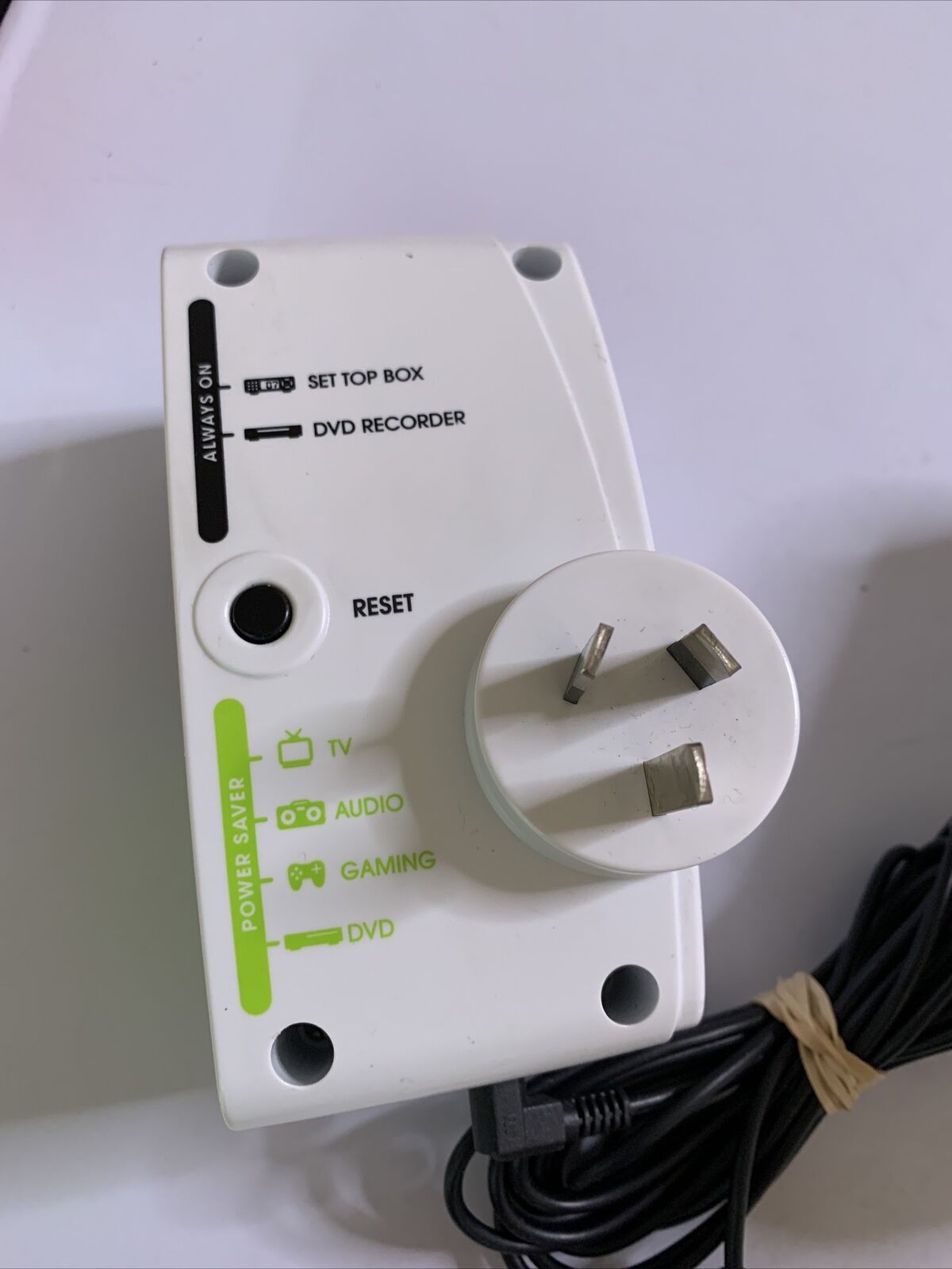 2x Embertec Smartswitch PC & AV Power Saving Outlet