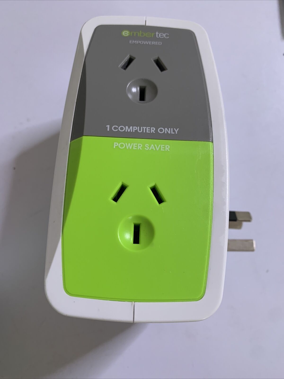 2x Embertec Smartswitch PC & AV Power Saving Outlet