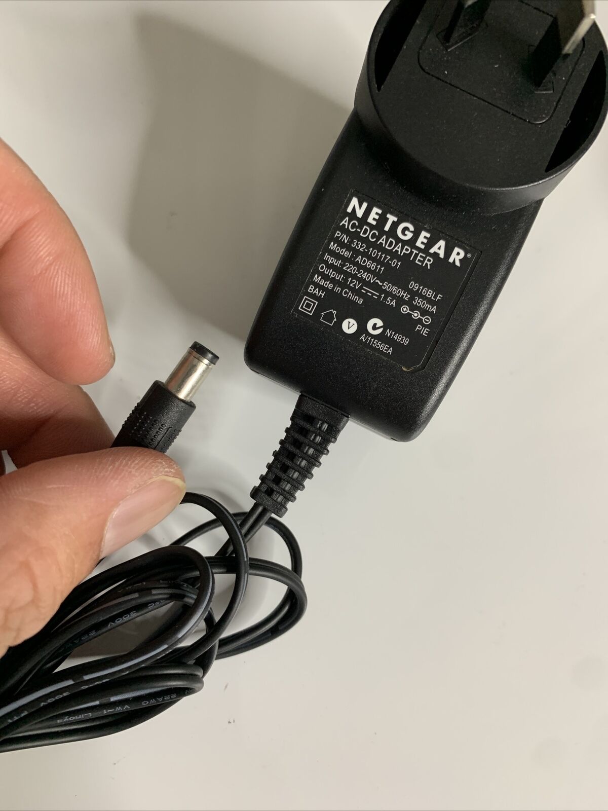 Genuine Netgear AC Adapter  AD6611 Power Supply 12v 1.5a for Router